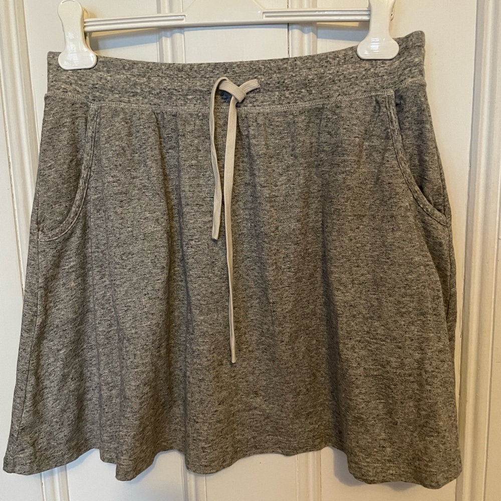 Uniglo cotton, polyester and spandex size large